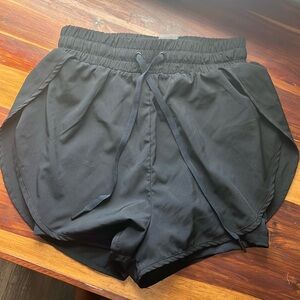 XS women’s buffbunny shorts